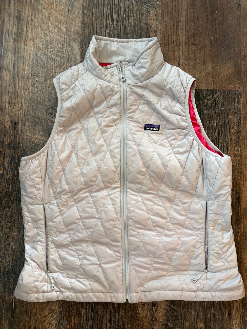 Patagonia Women’s Grey XL Nanopuff Quilted Vest with Pink Lining
